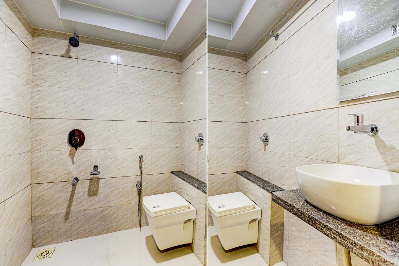 Oyo 77491 Hotel Shreenath Valsad 외부 사진